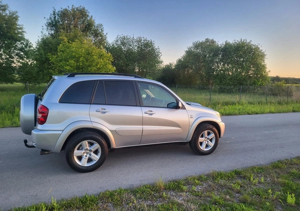 Toyota RAV4 cena 19900 przebieg: 226000, rok produkcji 2004 z Piekary Śląskie małe 497